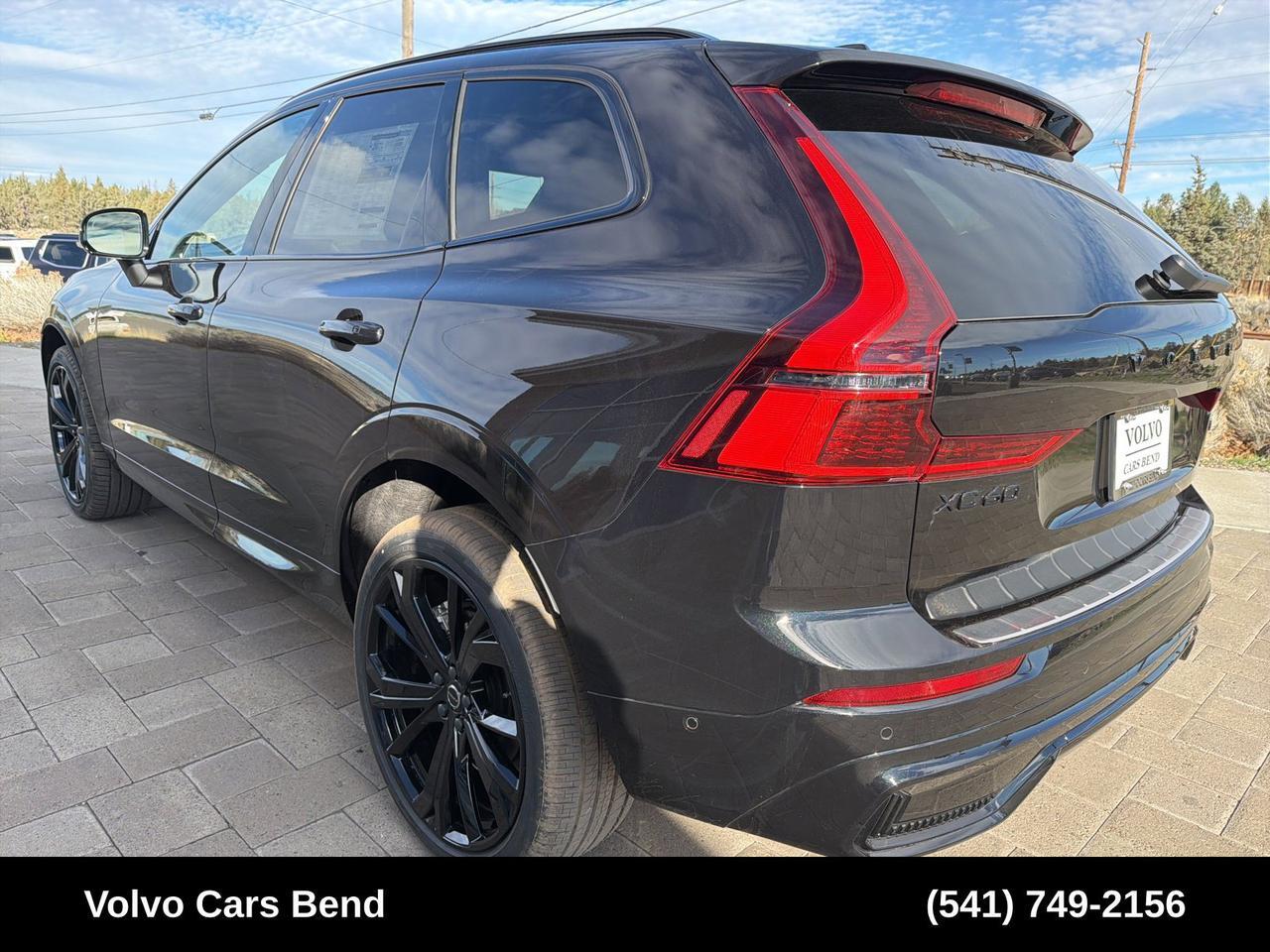 2026 Volvo XC60 B5 Ultra Black Edition Bend OR