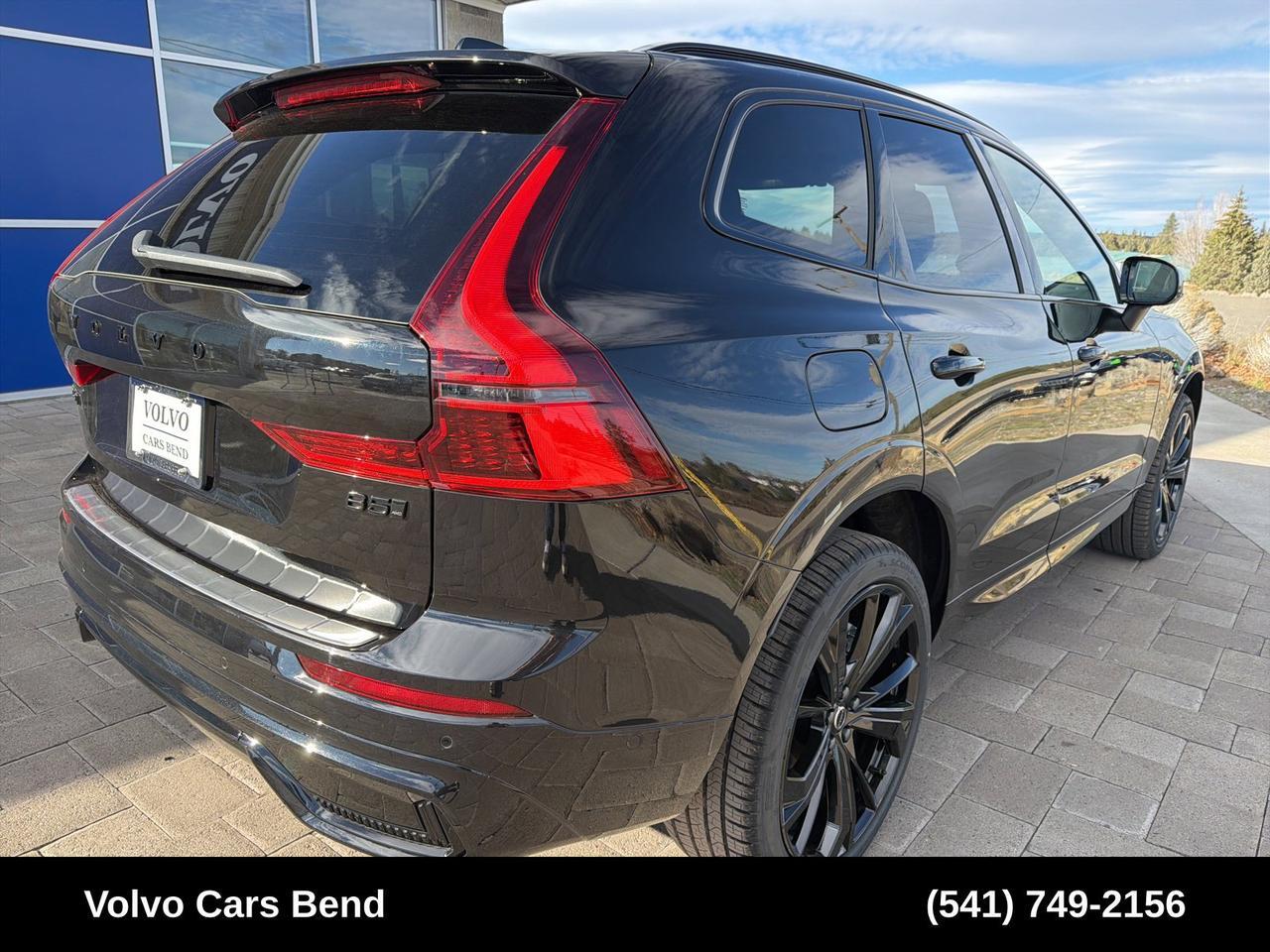 2026 Volvo XC60 B5 Ultra Black Edition Bend OR