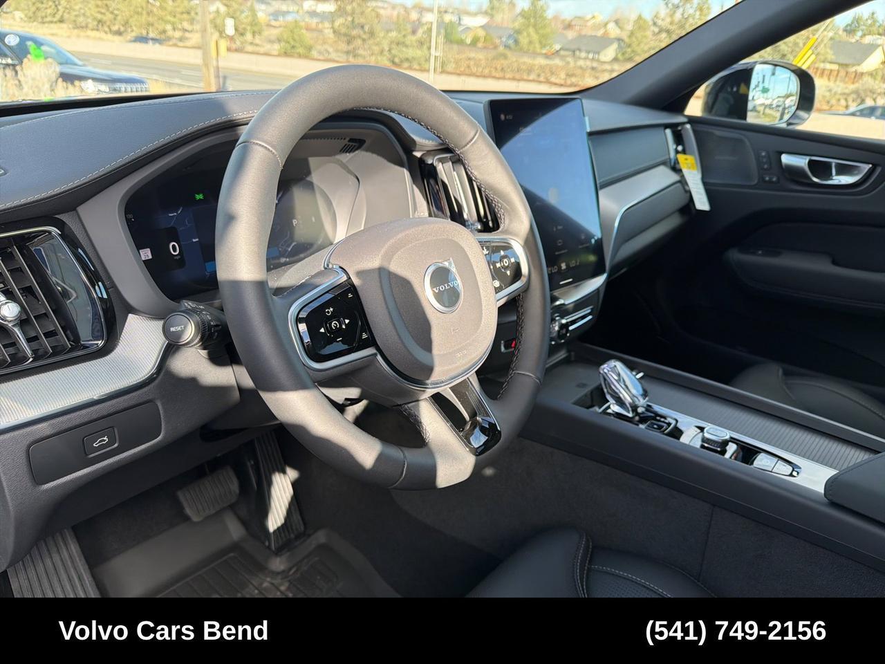 2026 Volvo XC60 B5 Ultra Black Edition Bend OR