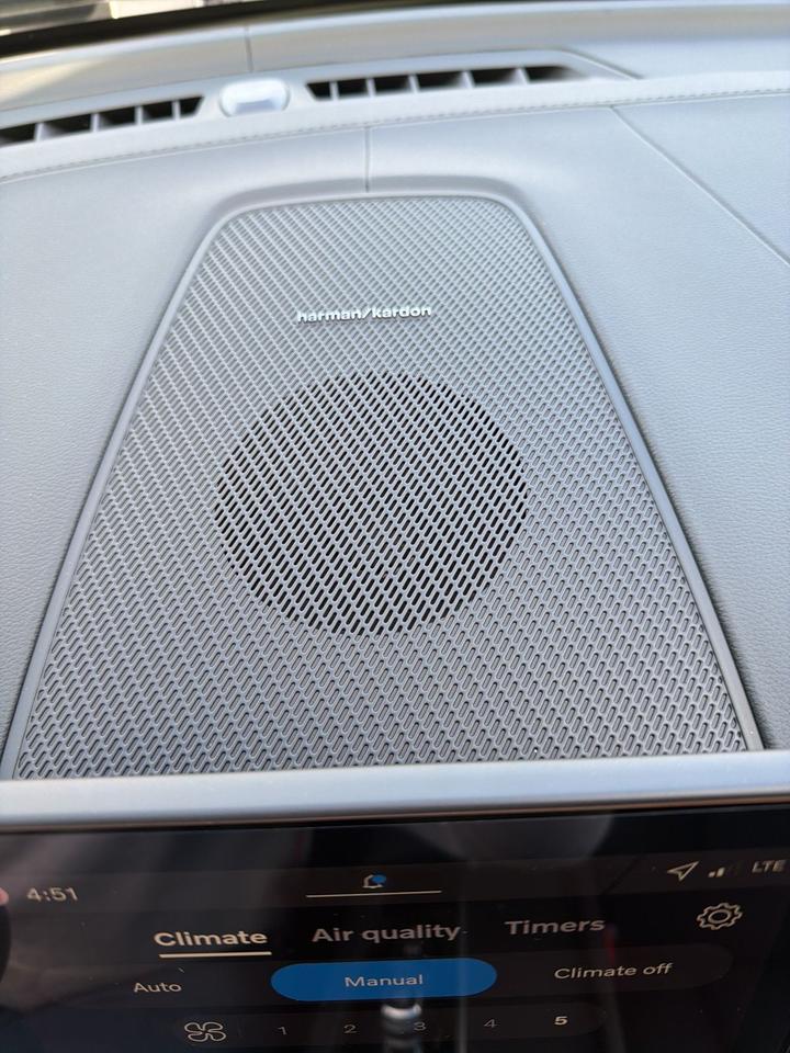 2026 Volvo XC60 B5 Ultra Black Edition Bend OR