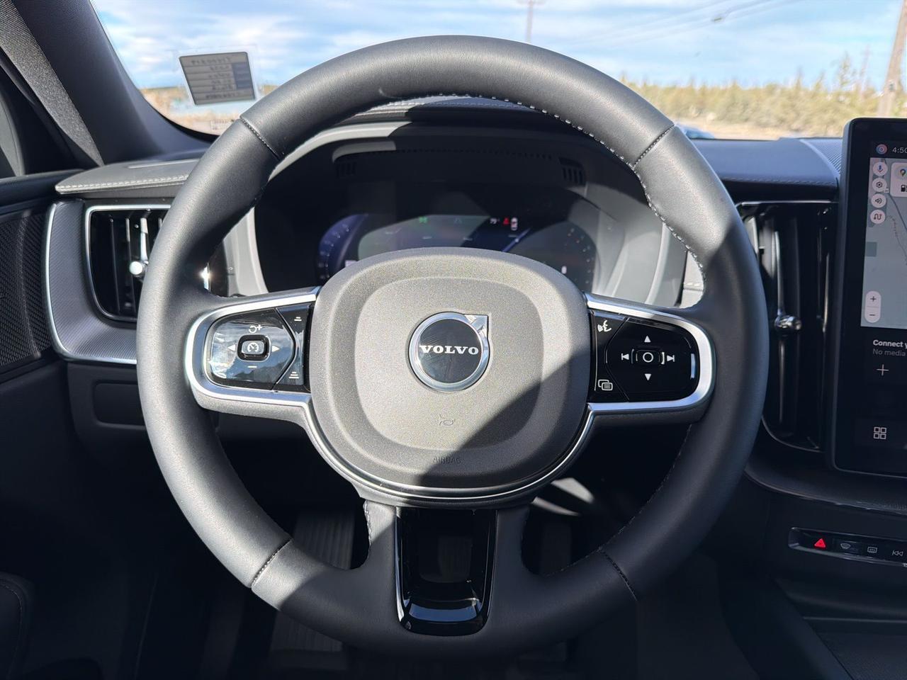 2026 Volvo XC60 B5 Ultra Black Edition Bend OR