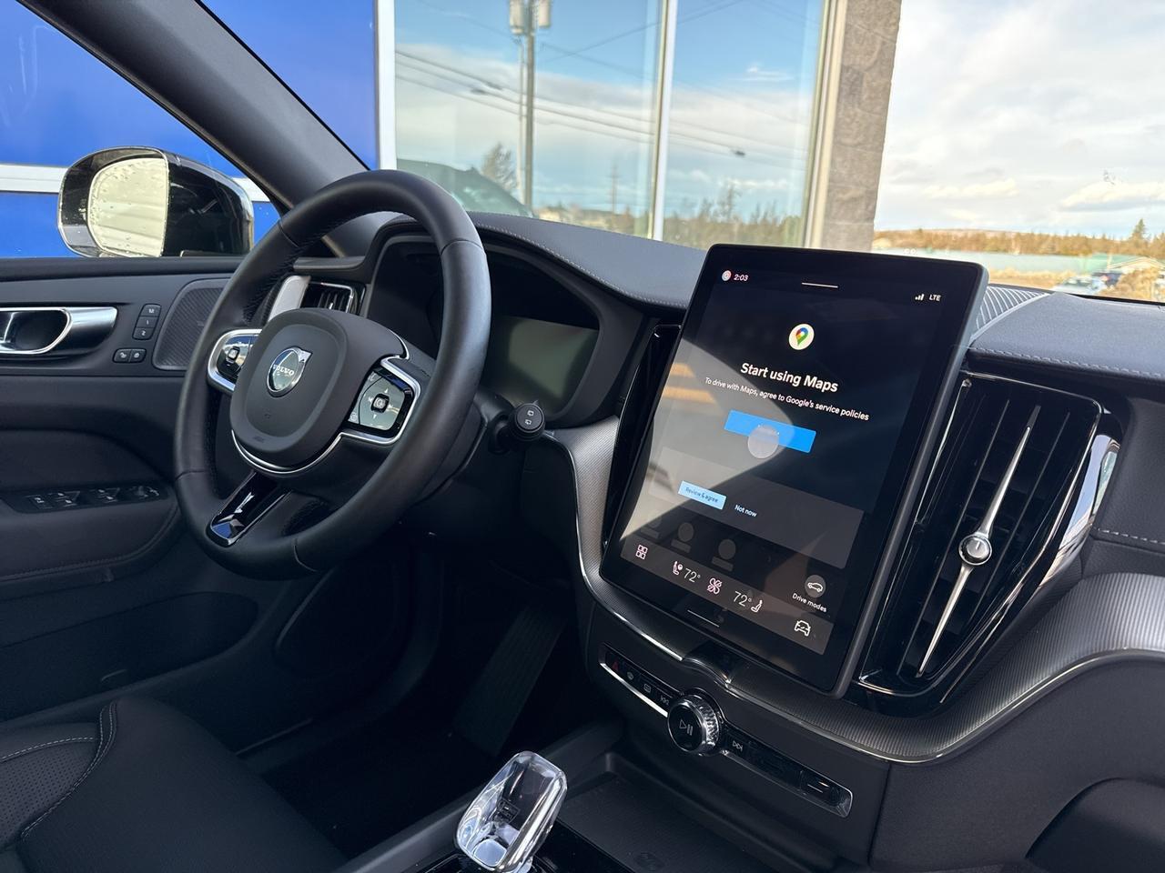 2026 Volvo XC60 B5 Ultra Black Edition Bend OR