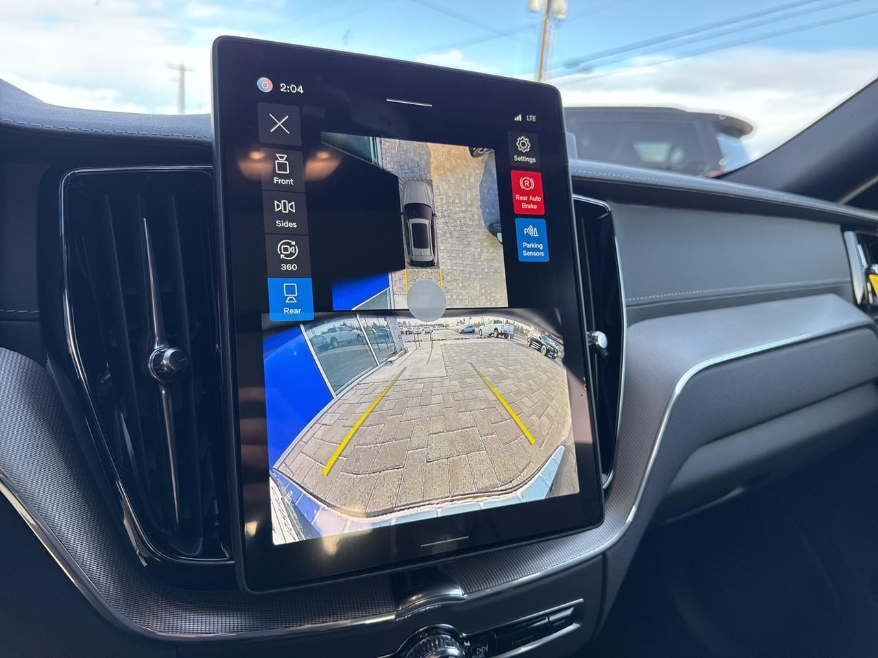 2026 Volvo XC60 B5 Ultra Black Edition Bend OR