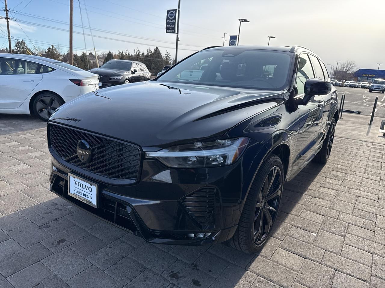 2026 Volvo XC60 B5 Ultra Black Edition Bend OR