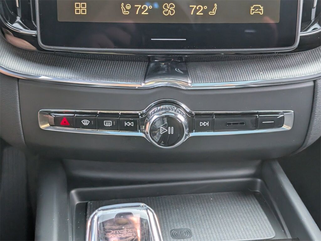 2026 Volvo XC60 B5 Ultra Black Edition Hunt Valley MD