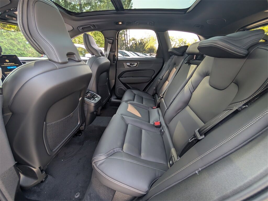 2026 Volvo XC60 B5 Ultra Black Edition Hunt Valley MD