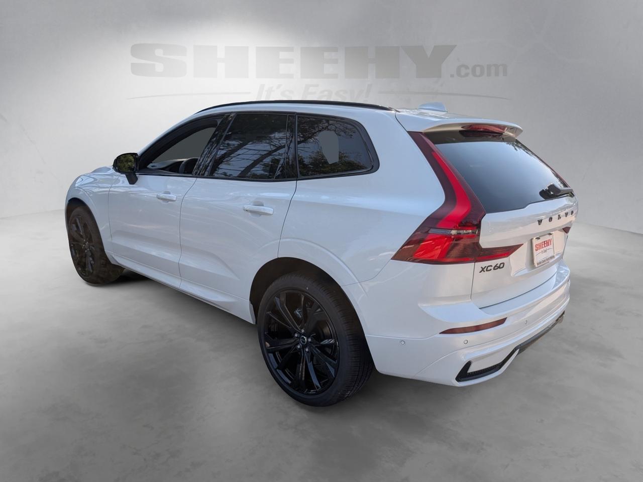 2026 Volvo XC60 B5 Ultra Black Edition Hunt Valley MD