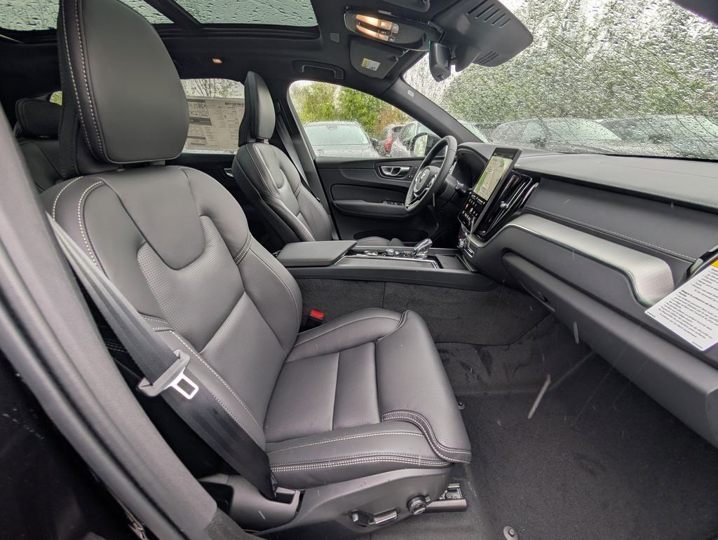 2026 Volvo XC60 B5 Ultra Black Edition Hunt Valley MD