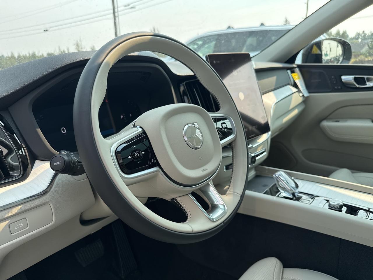 2026 Volvo XC60 B5 Ultra Bend OR