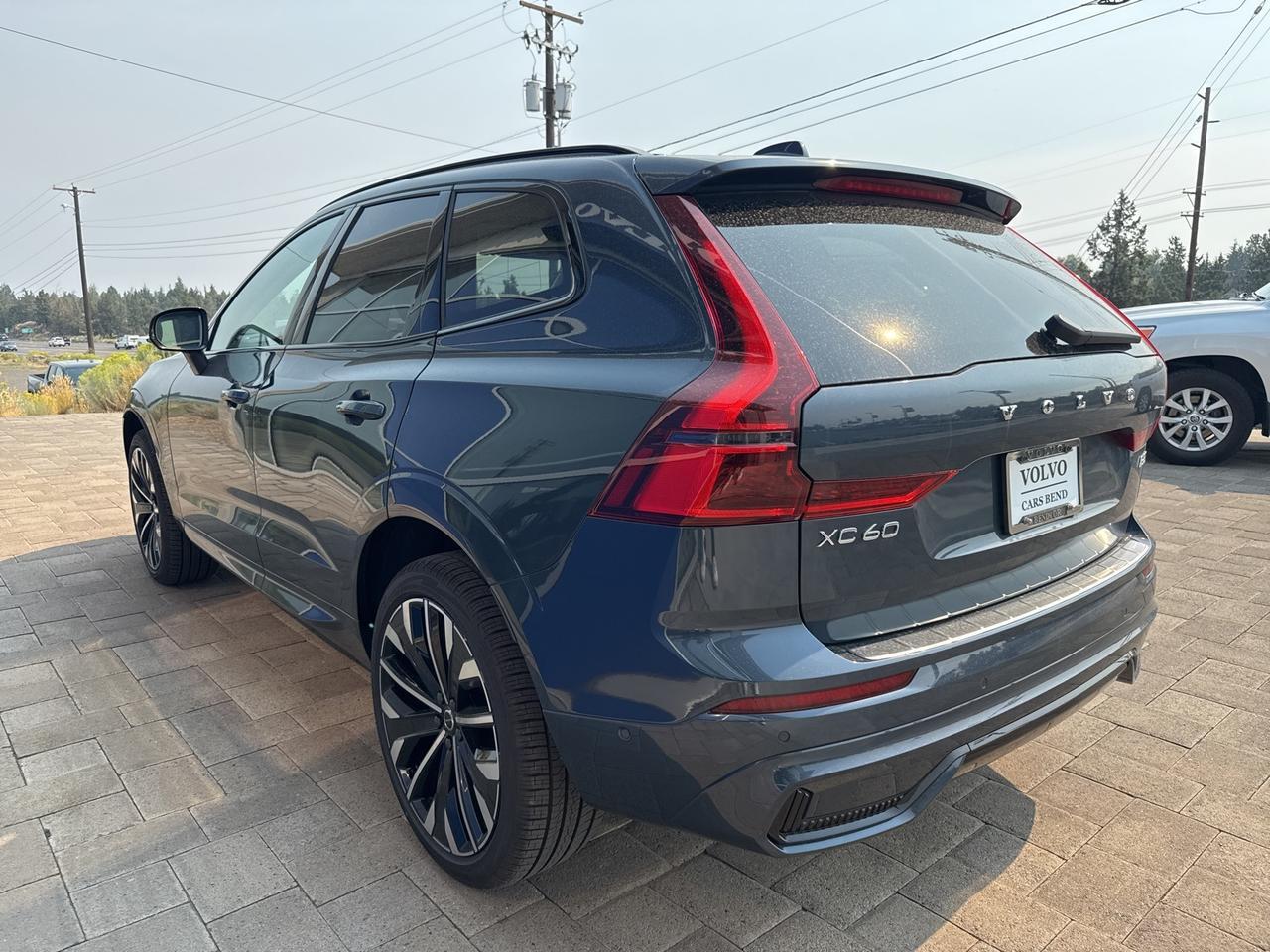 2026 Volvo XC60 B5 Ultra Bend OR