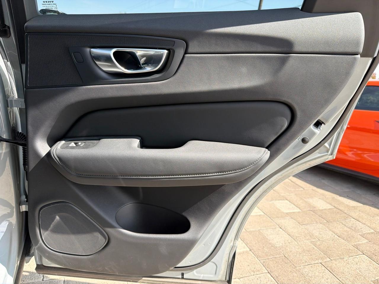 2026 Volvo XC60 B5 Ultra Bend OR