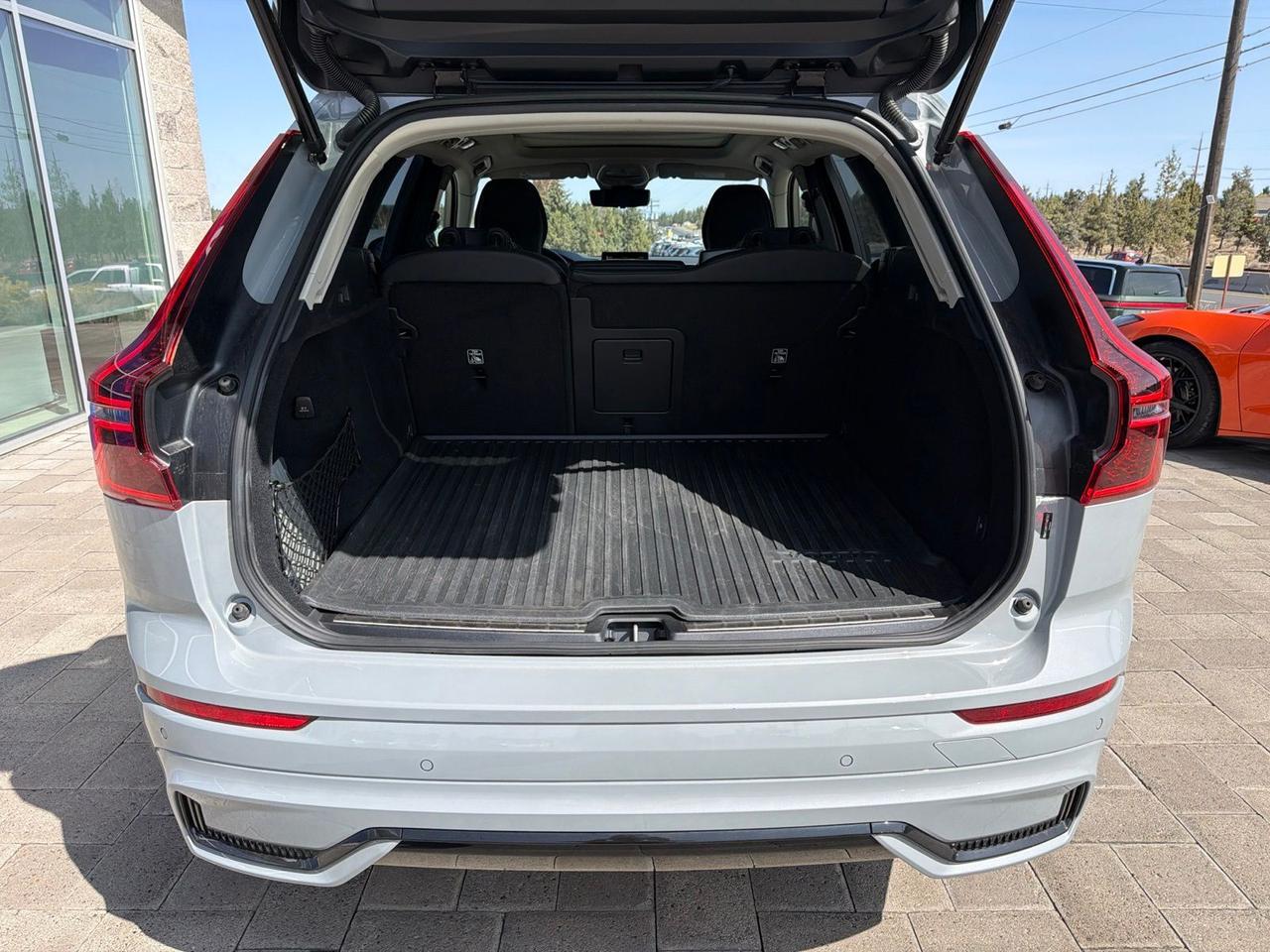 2026 Volvo XC60 B5 Ultra Bend OR