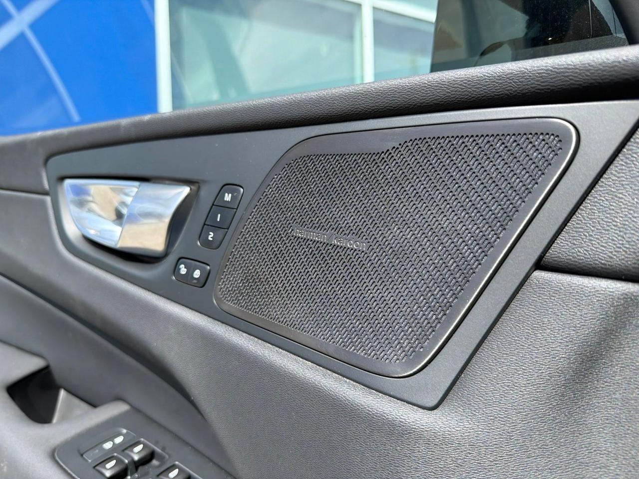 2026 Volvo XC60 B5 Ultra Bend OR