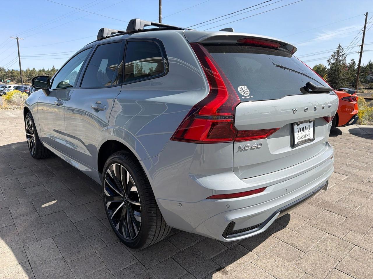 2026 Volvo XC60 B5 Ultra Bend OR