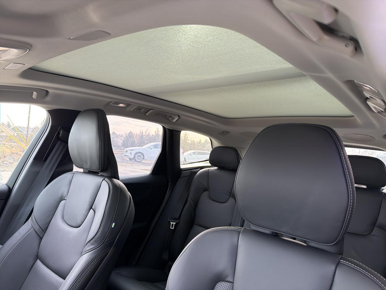 2026 Volvo XC60 B5 Ultra Bend OR