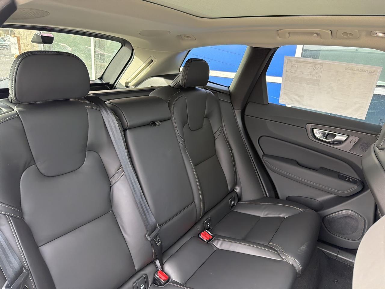 2026 Volvo XC60 B5 Ultra Bend OR