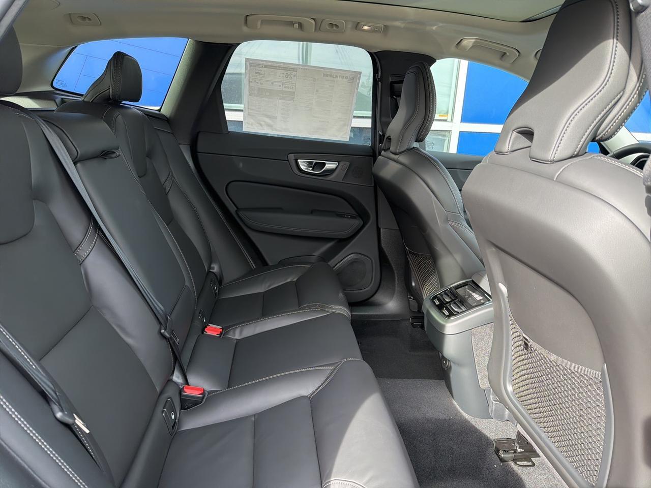 2026 Volvo XC60 B5 Ultra Bend OR