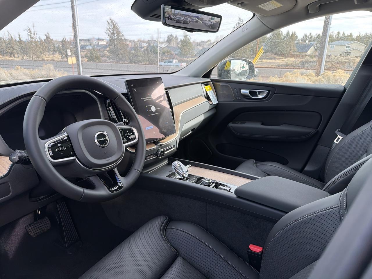 2026 Volvo XC60 B5 Ultra Bend OR