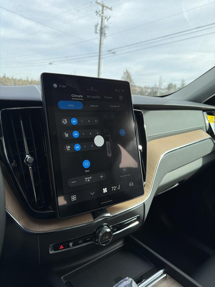 2026 Volvo XC60 B5 Ultra Bend OR