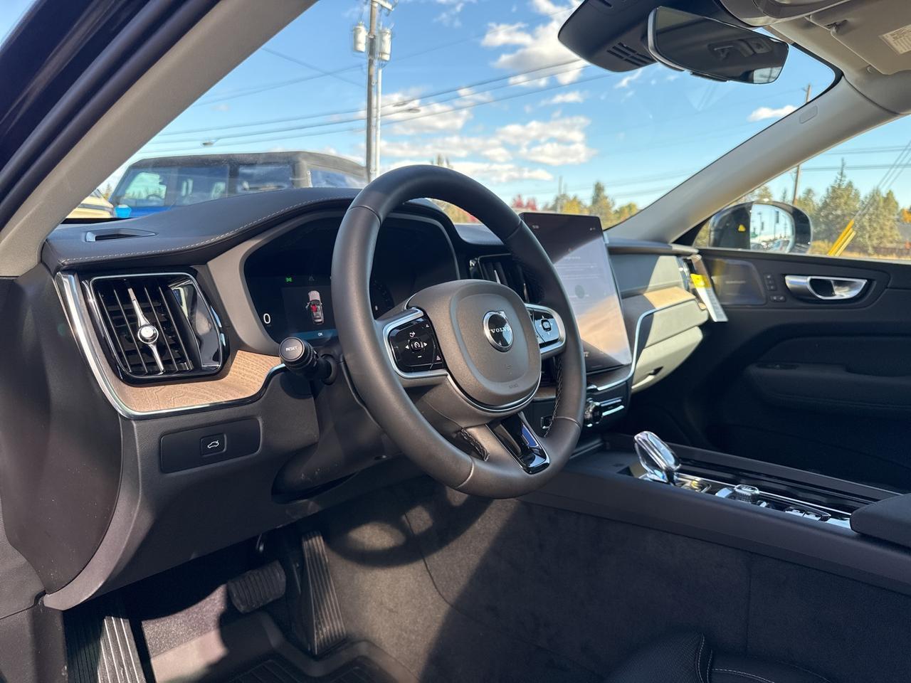 2026 Volvo XC60 B5 Ultra Bend OR