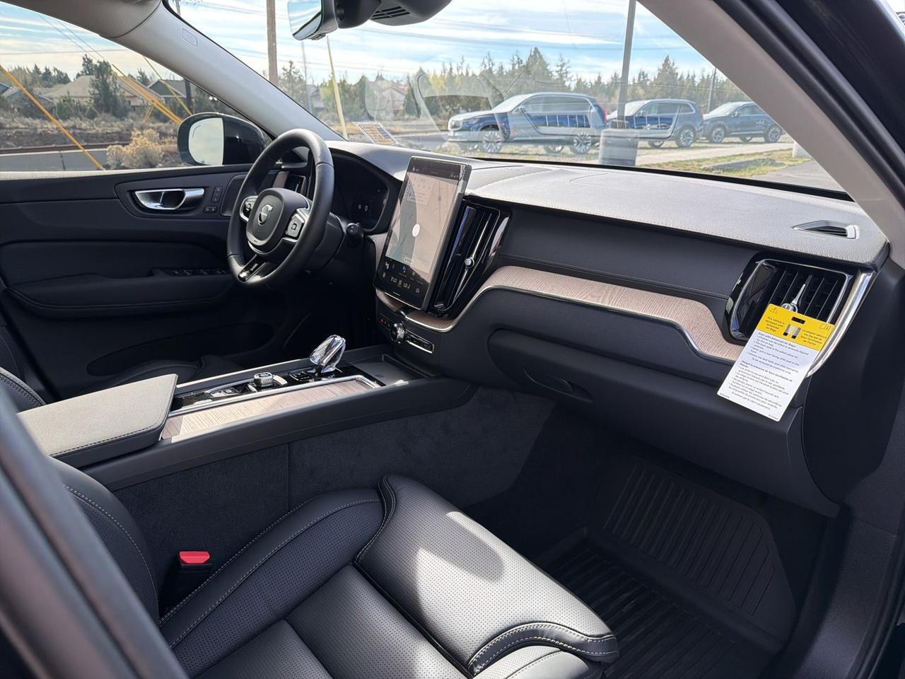 2026 Volvo XC60 B5 Ultra Bend OR