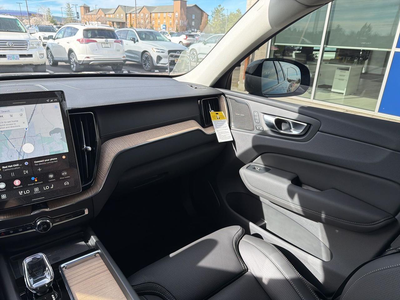 2026 Volvo XC60 B5 Ultra Bend OR