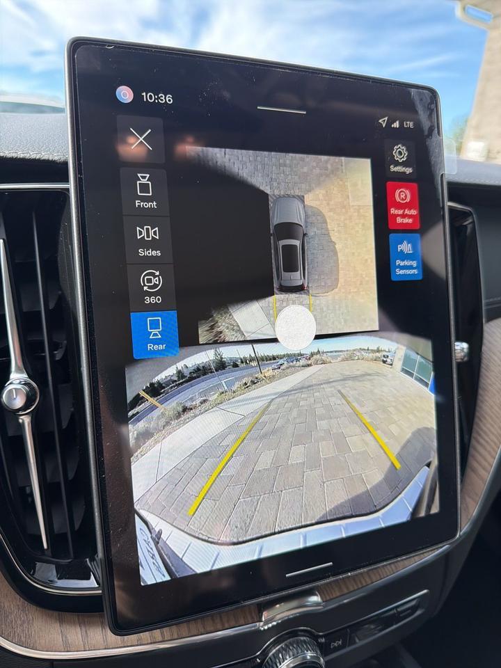 2026 Volvo XC60 B5 Ultra Bend OR