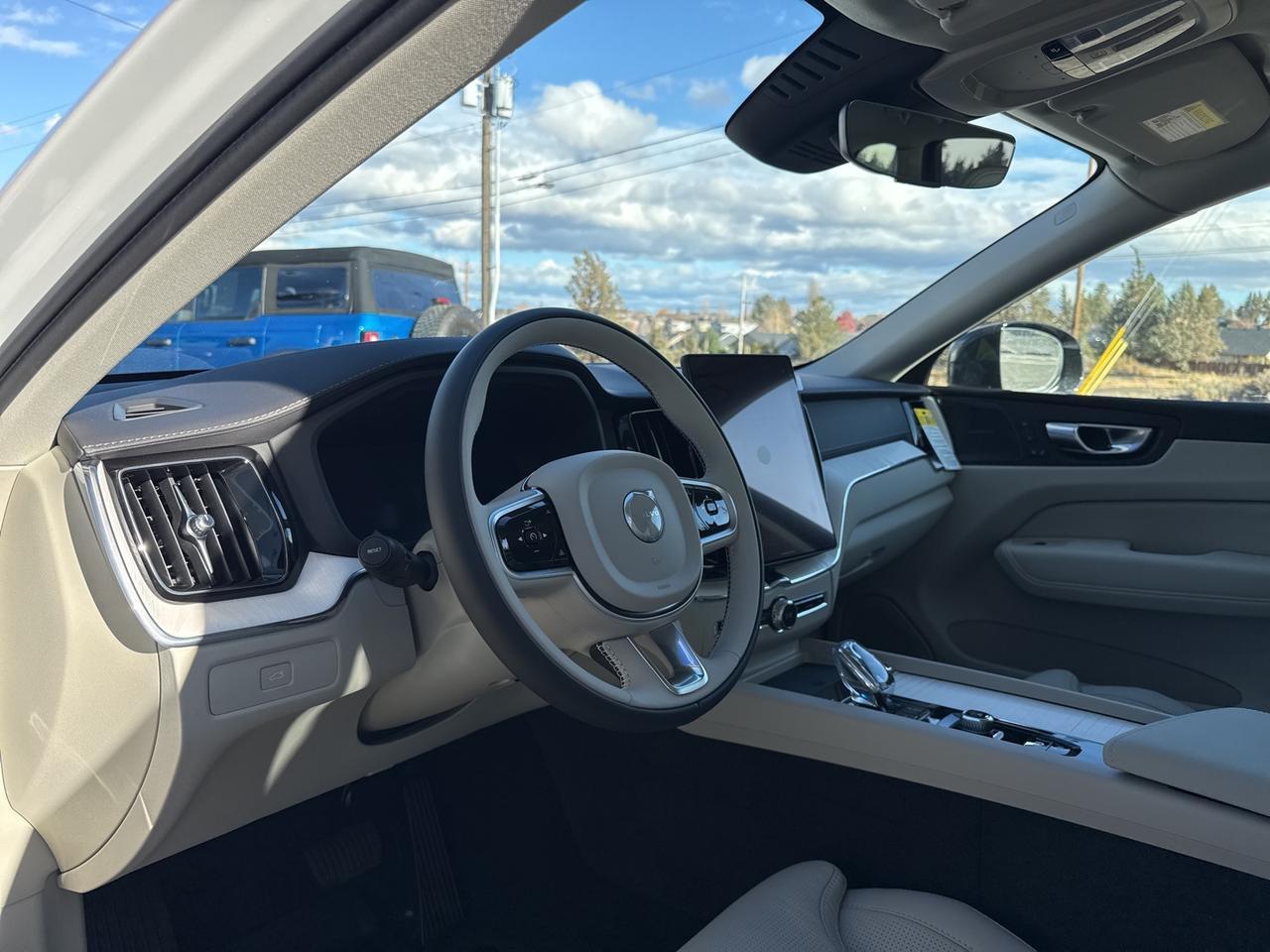 2026 Volvo XC60 B5 Ultra Bend OR