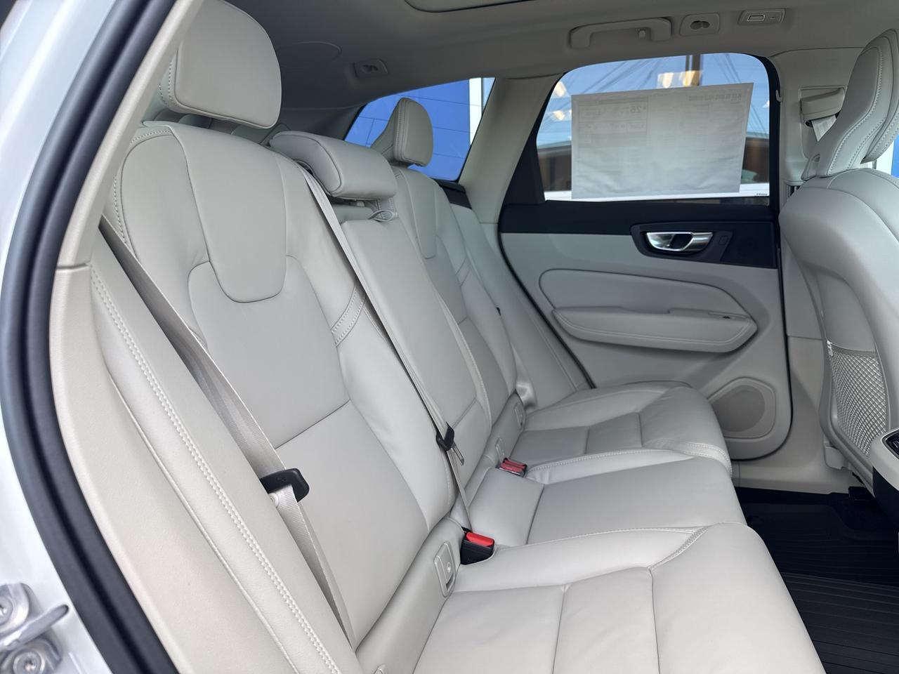 2026 Volvo XC60 B5 Ultra Bend OR