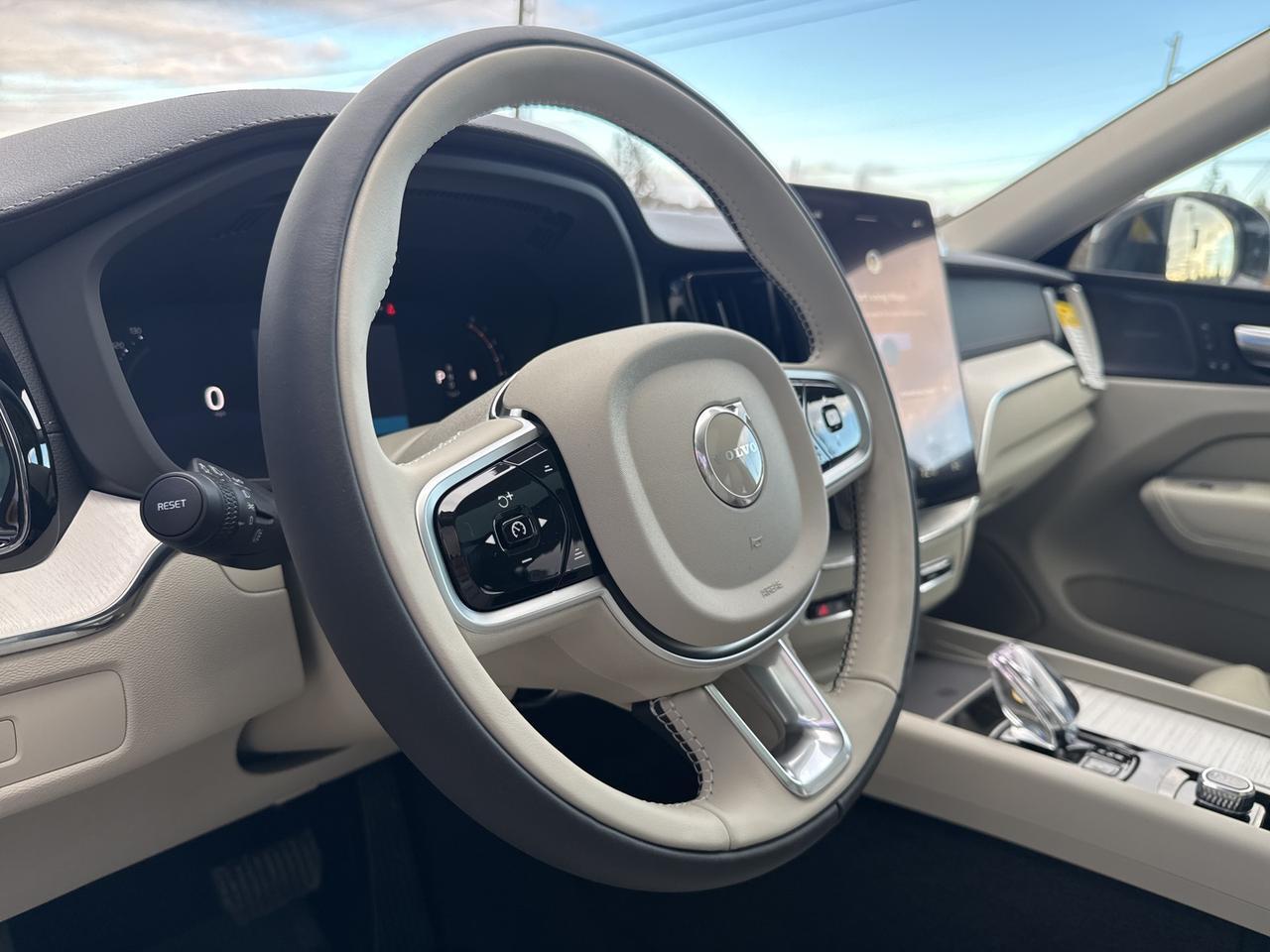 2026 Volvo XC60 B5 Ultra Bend OR