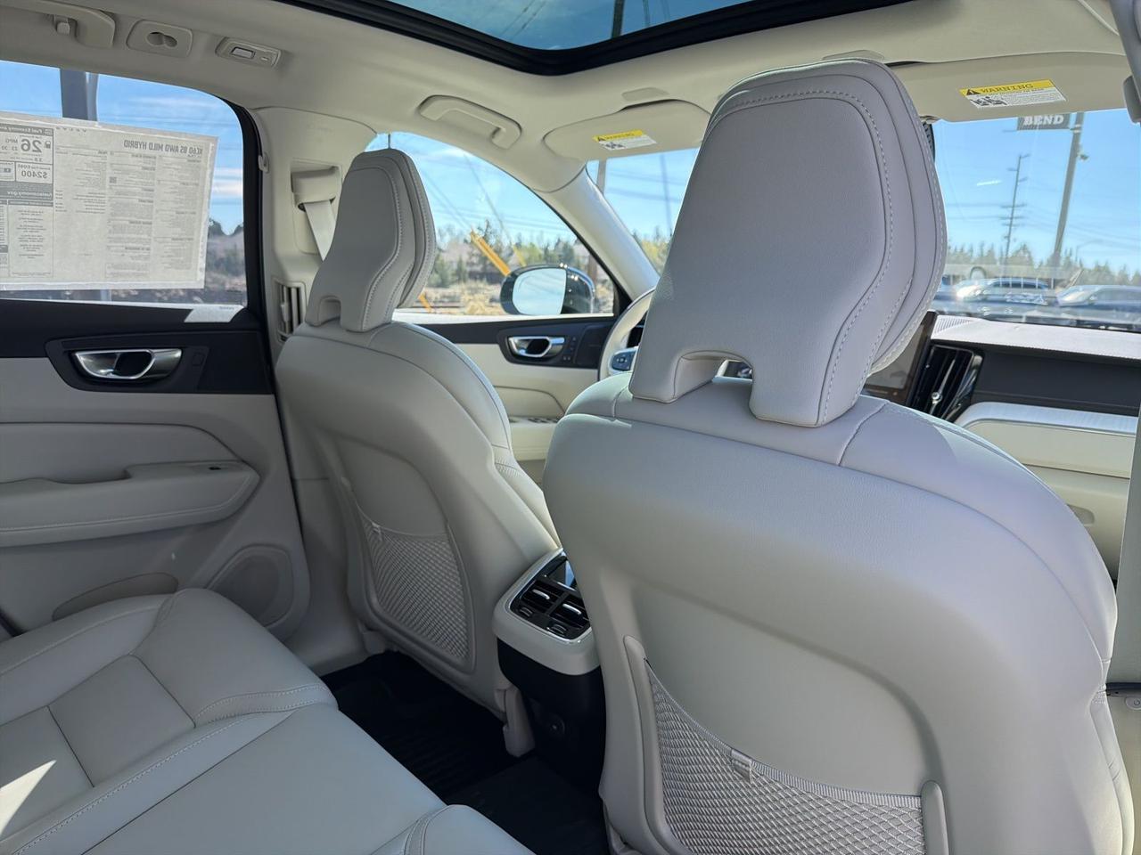 2026 Volvo XC60 B5 Ultra Bend OR