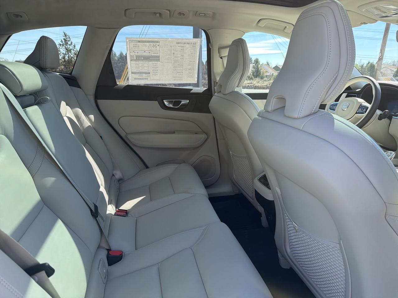 2026 Volvo XC60 B5 Ultra Bend OR