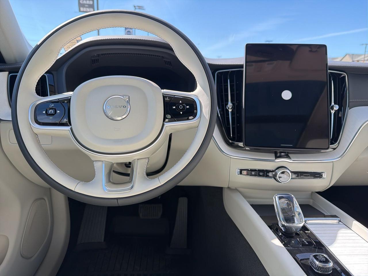 2026 Volvo XC60 B5 Ultra Bend OR