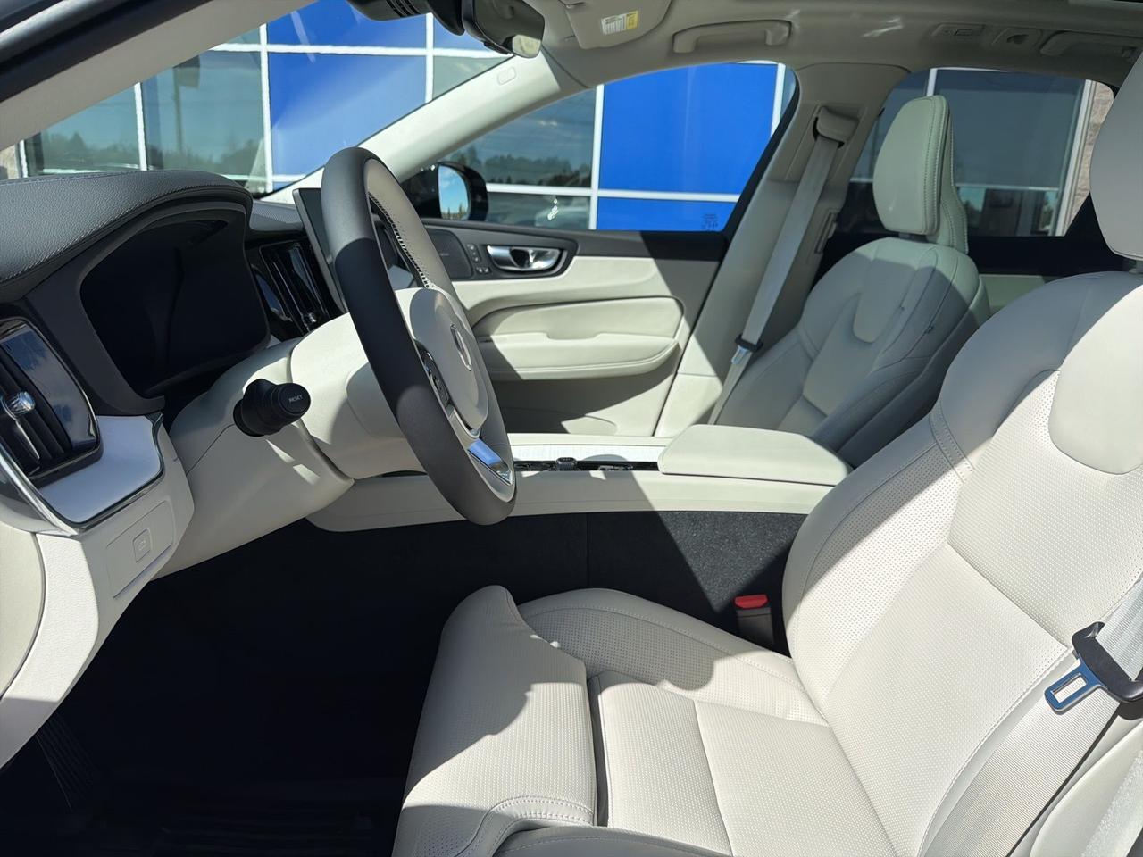 2026 Volvo XC60 B5 Ultra Bend OR