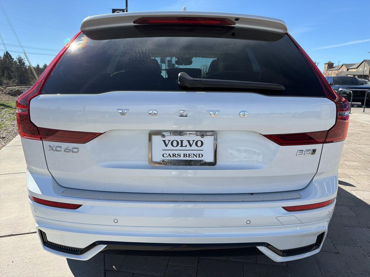 2026 Volvo XC60 B5 Ultra Bend OR