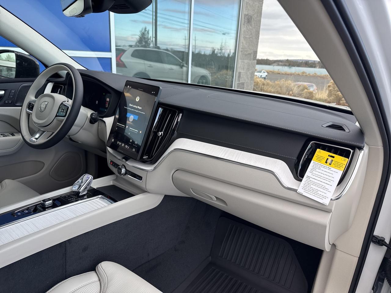 2026 Volvo XC60 B5 Ultra Bend OR