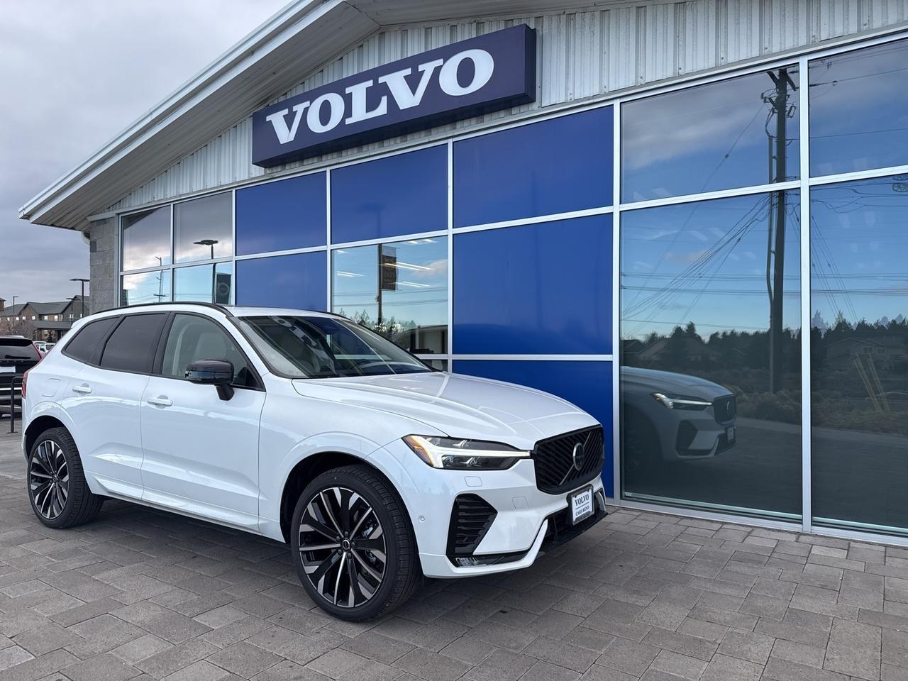 2026 Volvo XC60 B5 Ultra