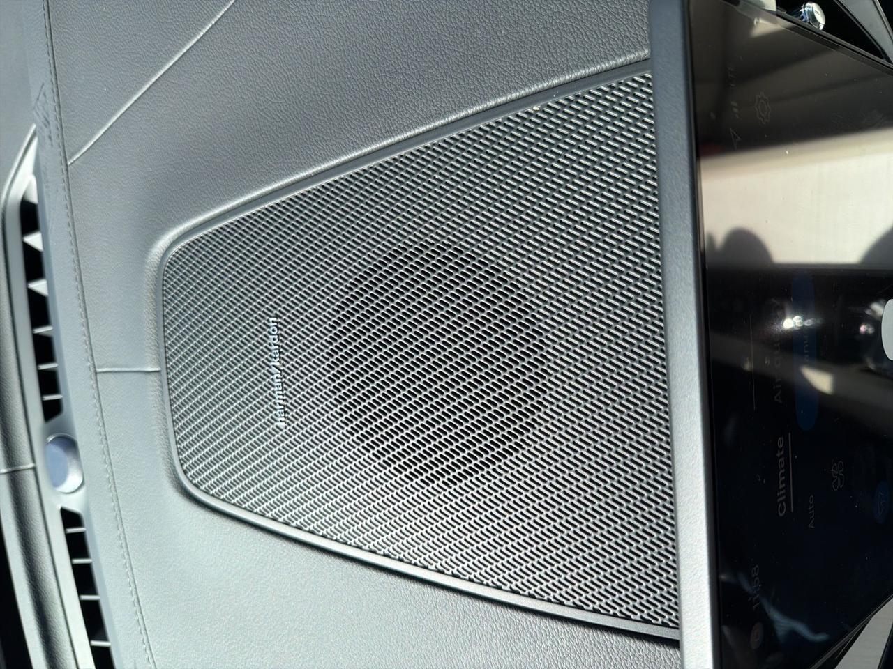 2026 Volvo XC60 B5 Ultra Bend OR