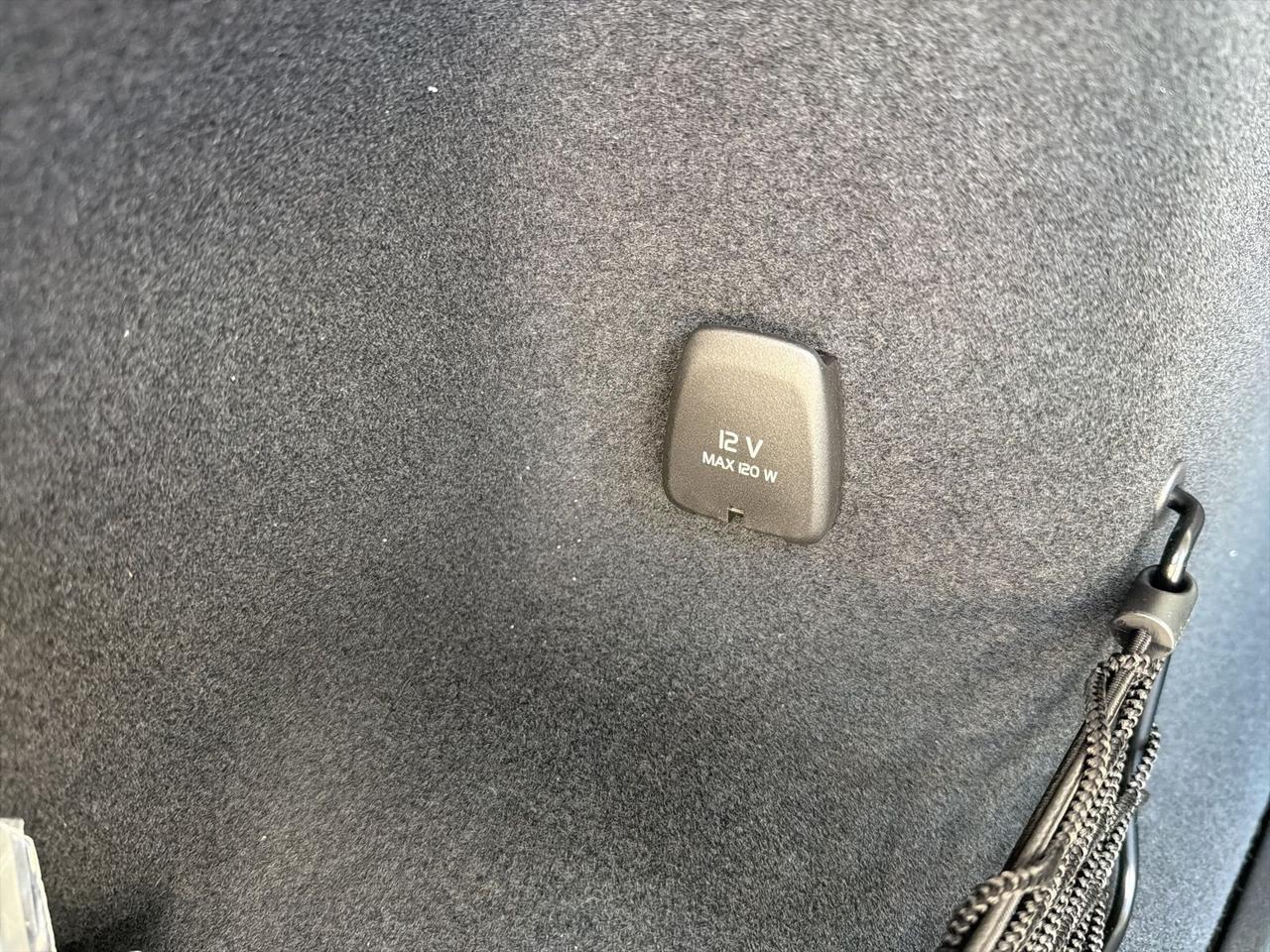 2026 Volvo XC60 B5 Ultra Bend OR