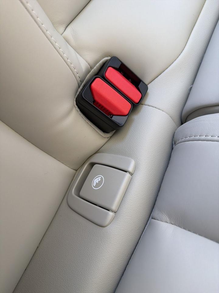 2026 Volvo XC60 B5 Ultra Bend OR