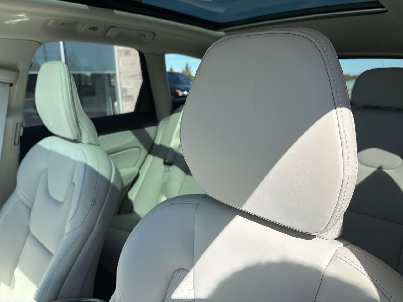 2026 Volvo XC60 B5 Ultra Bend OR