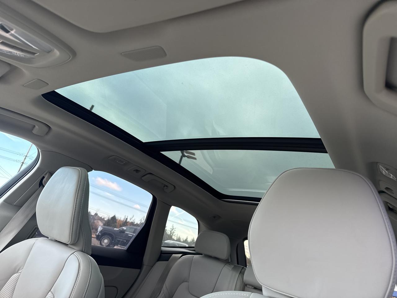 2026 Volvo XC60 B5 Ultra Bend OR