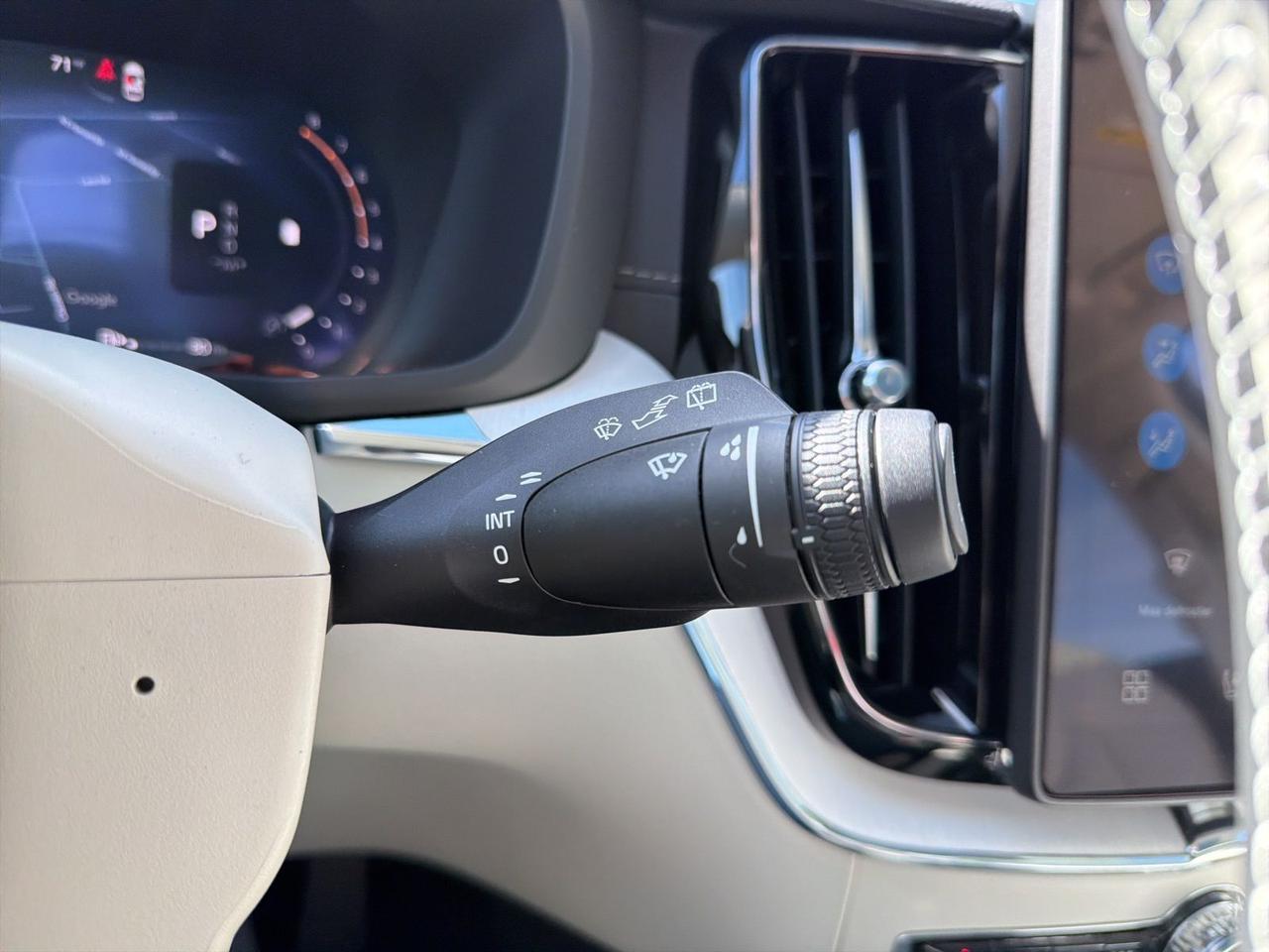 2026 Volvo XC60 B5 Ultra Bend OR