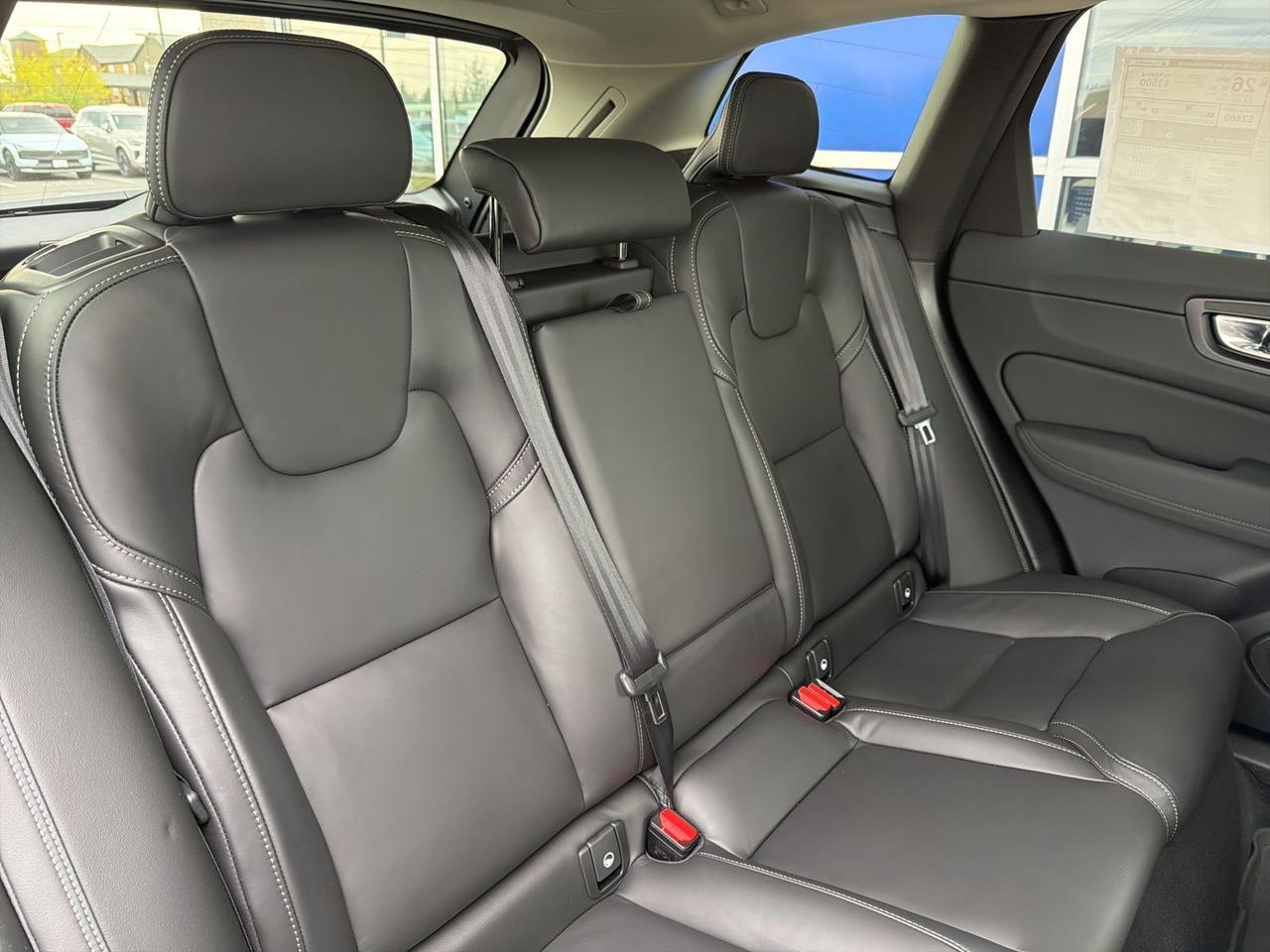 2026 Volvo XC60 B5 Ultra Bend OR