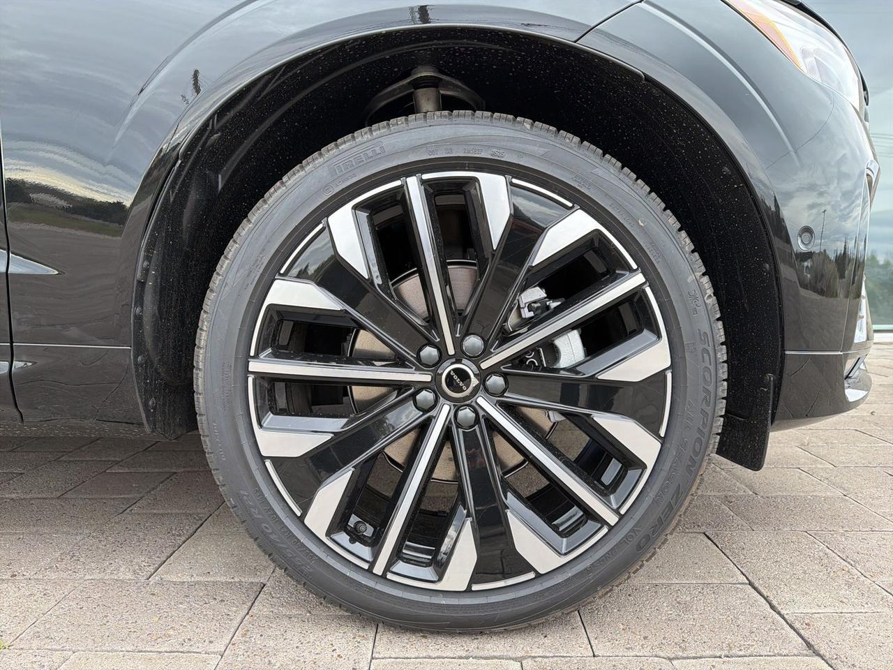 2026 Volvo XC60 B5 Ultra Bend OR