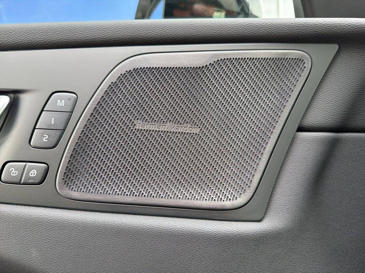 2026 Volvo XC60 B5 Ultra Bend OR