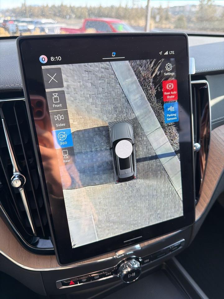 2026 Volvo XC60 B5 Ultra Bend OR