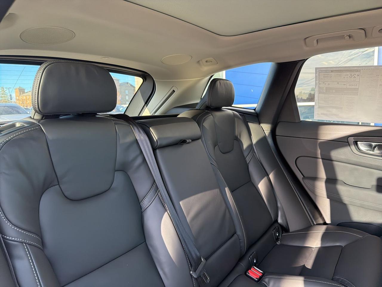 2026 Volvo XC60 B5 Ultra Bend OR