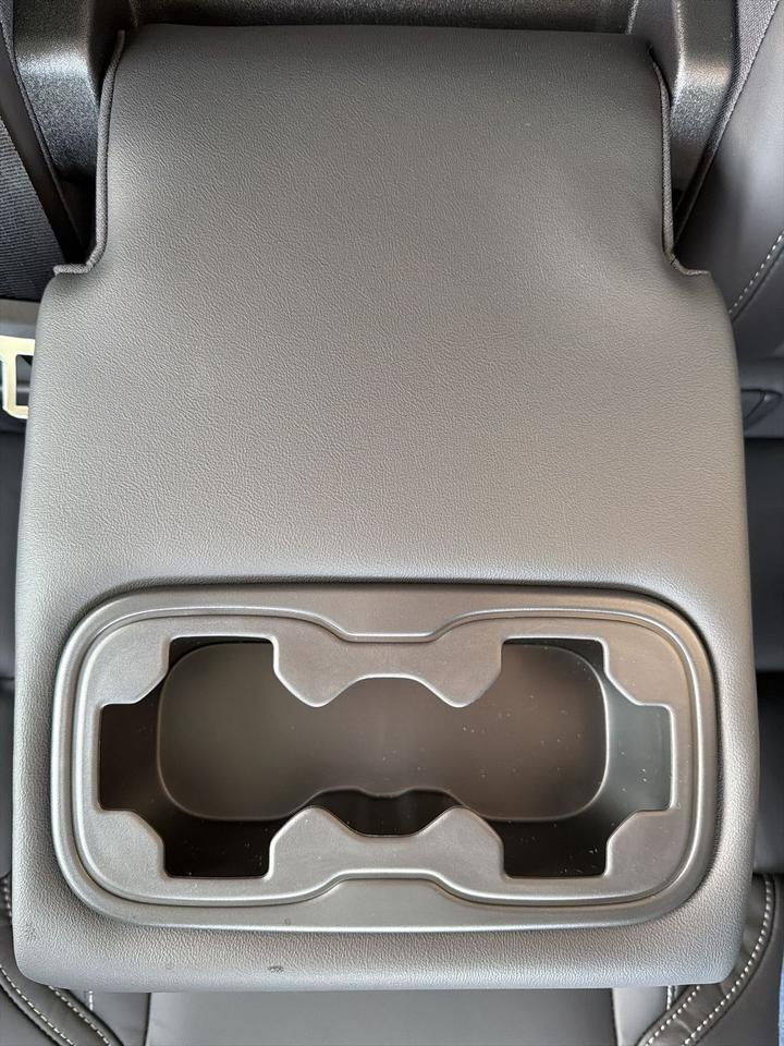 2026 Volvo XC60 B5 Ultra Bend OR