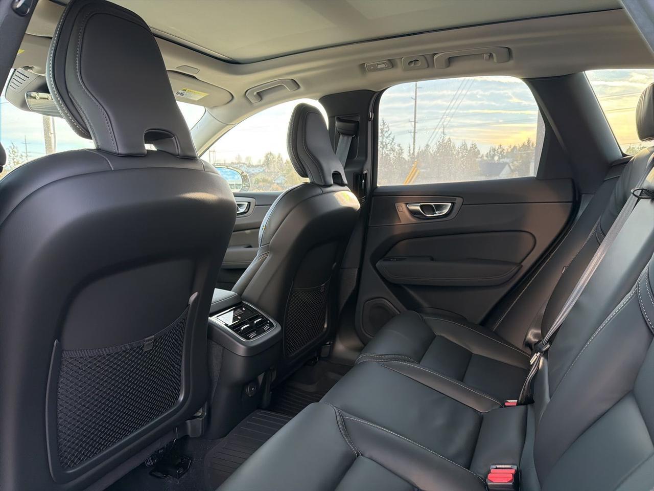 2026 Volvo XC60 B5 Ultra Bend OR